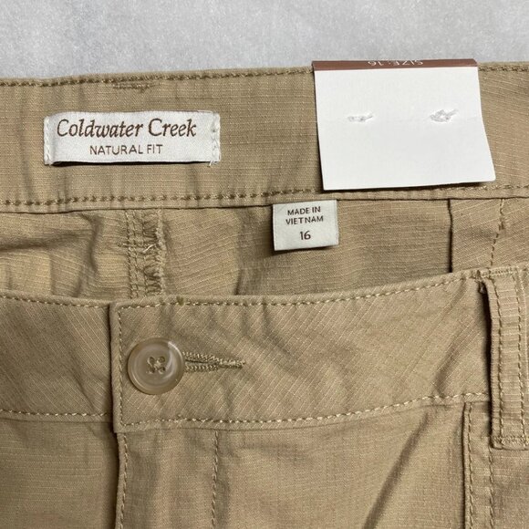 NWT Coldwater Creek Womens Tan Natural Fit Ripstop Cargo Shorts Size 16 - Picture 3 of 10